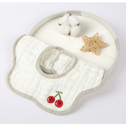 Baveta Tip Floare, Flippy, din Bumbac, pentru Copii 0-12 Luni, Rezistenta la apa, 8 Straturi, Model Tricotat cu Cirese, 26 x 29 cm, Alb